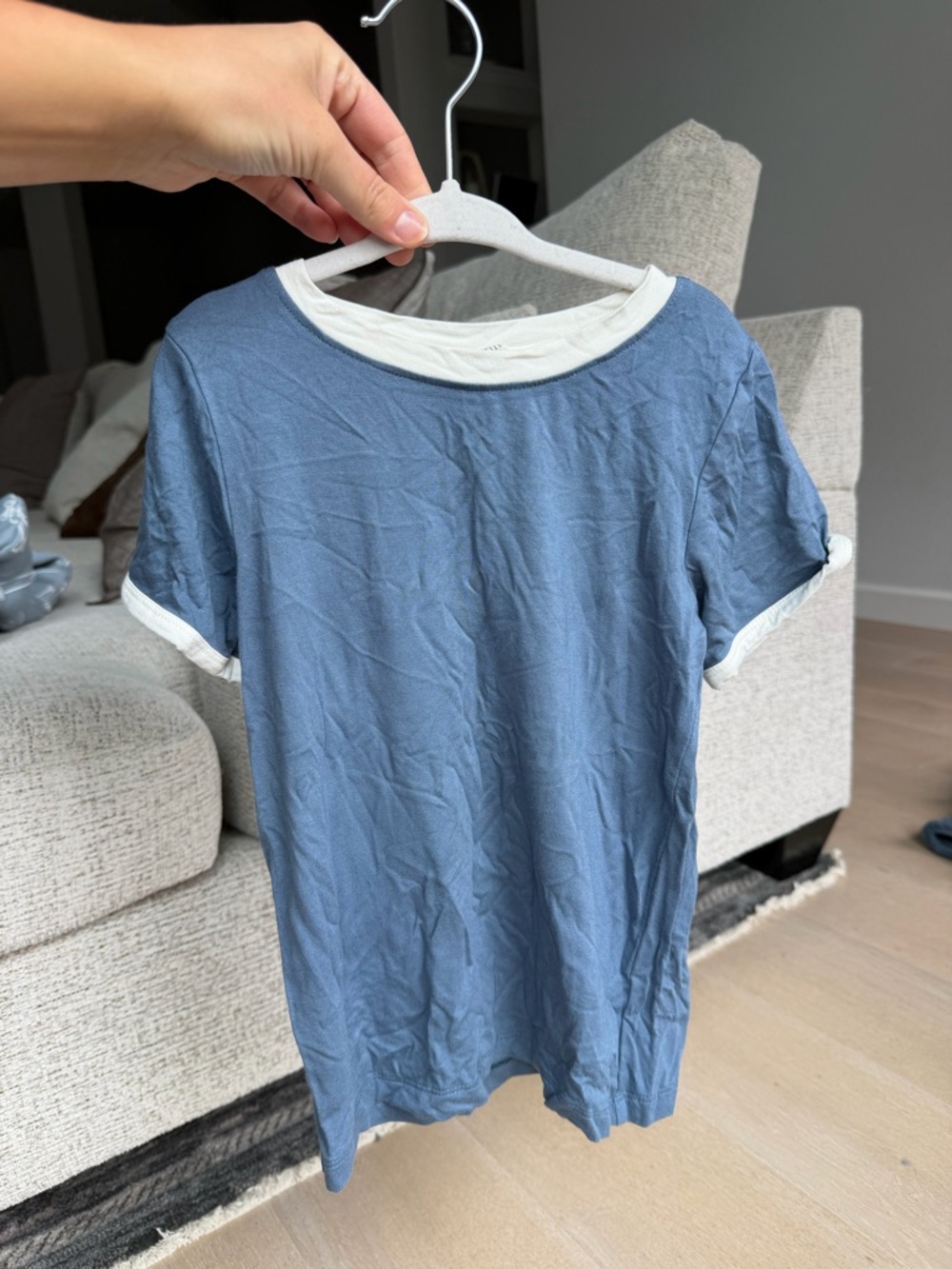 kate quinn blue tee with cream trim